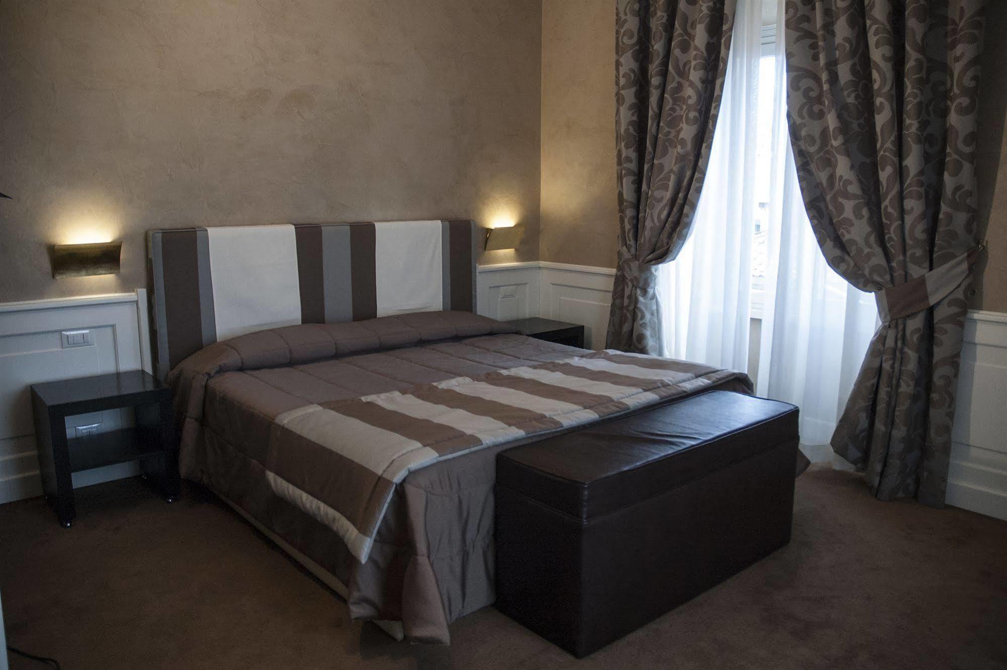 Relais La Maison De Luxe Рим Экстерьер фото